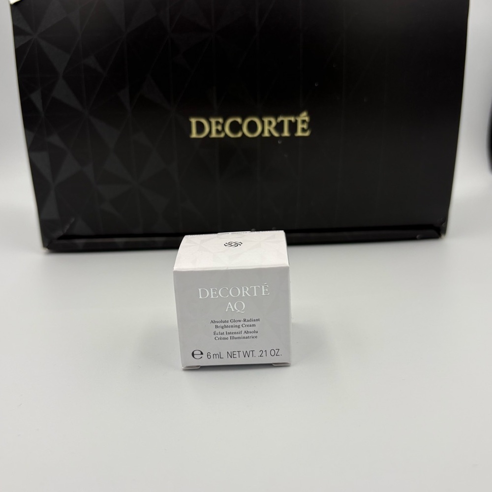 AQ Absolute Glow-Radiant Brightening Cream 6ml-.21oz